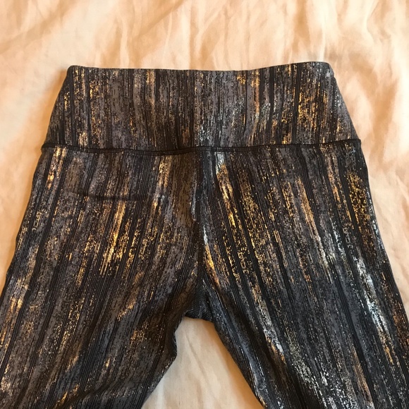 Victoria Secret Leggings - Picture 4 of 6